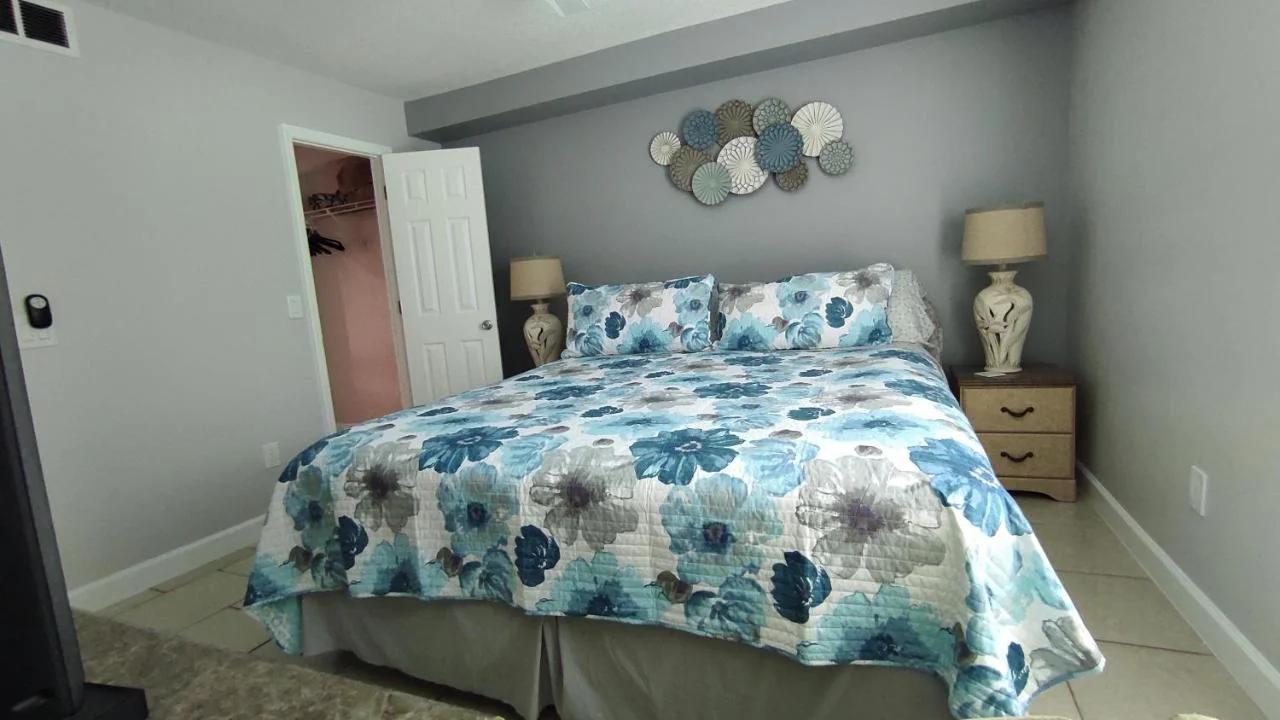 2BR / 2BA Apartment Sienna Park.