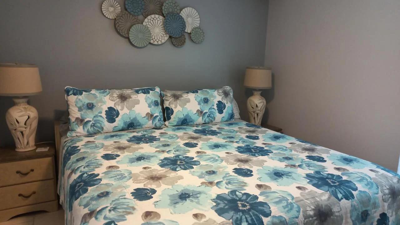 2BR/2BA condo Sienna Park
