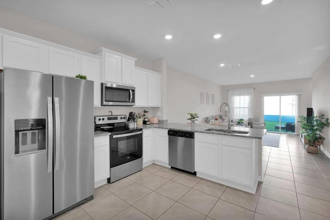 2BR Ensuite - Pool Gym - Near Beach - Lake View Patio - Jax n Historic St Aug photo
