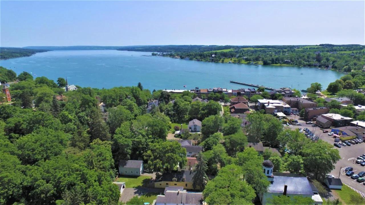 34 State "Historic Luxury Suites" Skaneateles photo