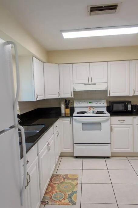 699 BEACH OASIS,WALK,BIKE TO BEACH, FENCED BACKYARD, Large Driveway photo