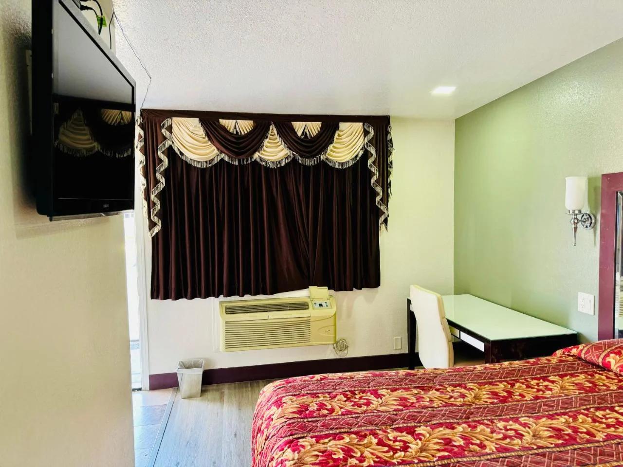 A Fisher's Inn Motel photo