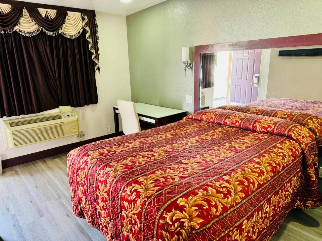 A Fisher's Inn Motel photo