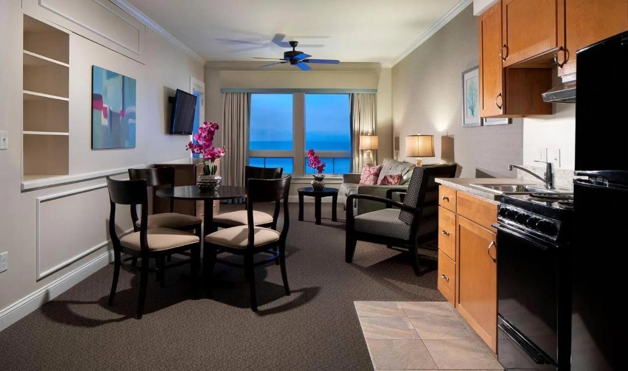 Alouette Sunrise Suites photo