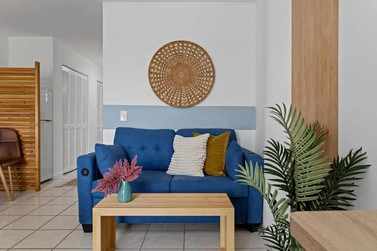 Bayshore Bliss, Cozy with Water Views of Miami Bay photo