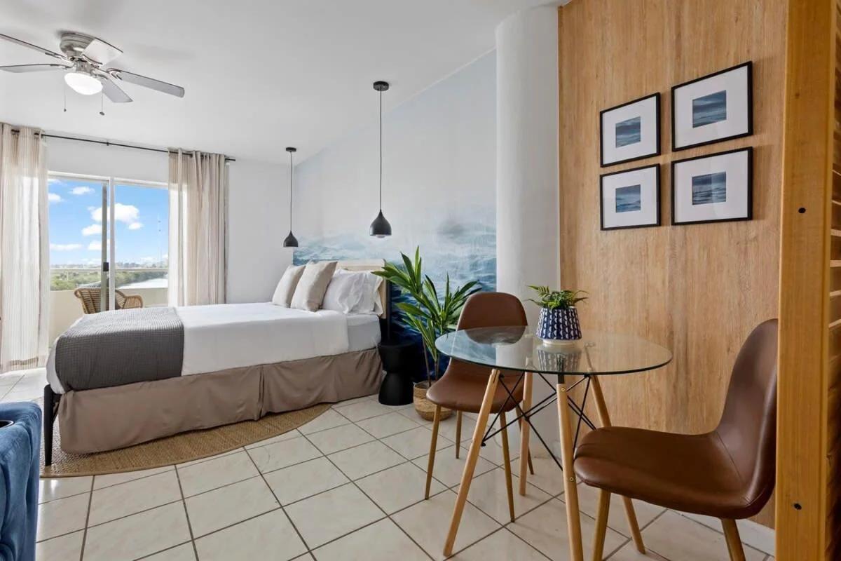 Bayshore Bliss, Cozy with Water Views of Miami Bay photo