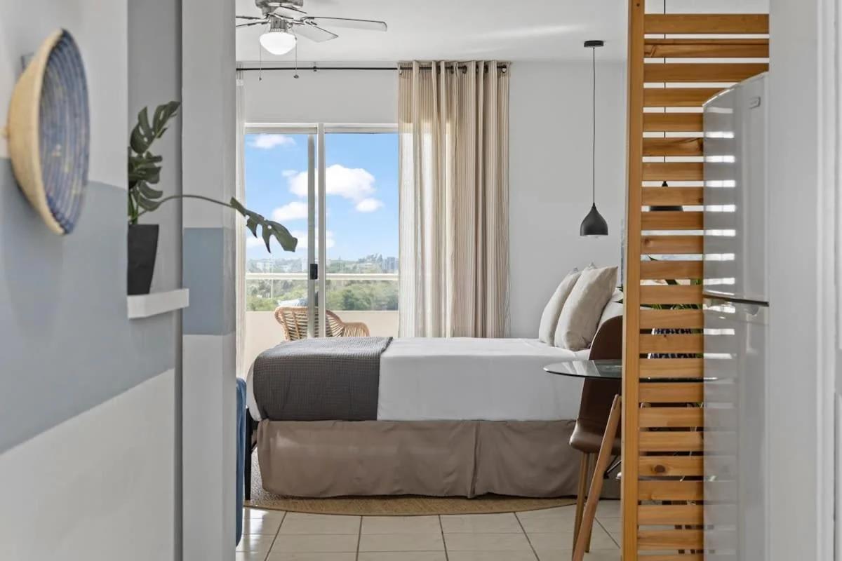 Bayshore Bliss, Cozy with Water Views of Miami Bay photo