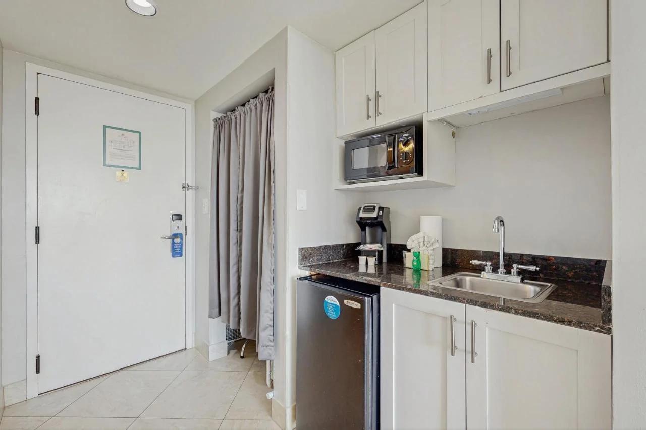 Bayside Studio with nearby outlet shopping Golf course and Community pool foto