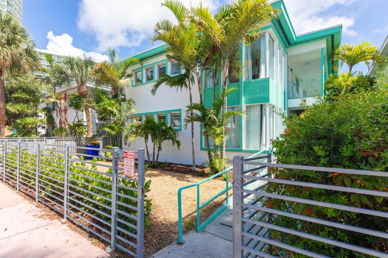 Boutique Apartments SoBe photo