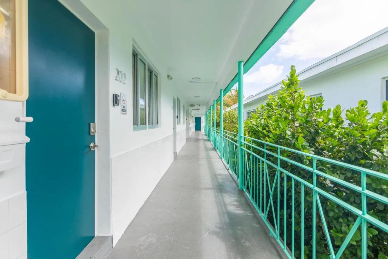 Boutique Apartments SoBe photo