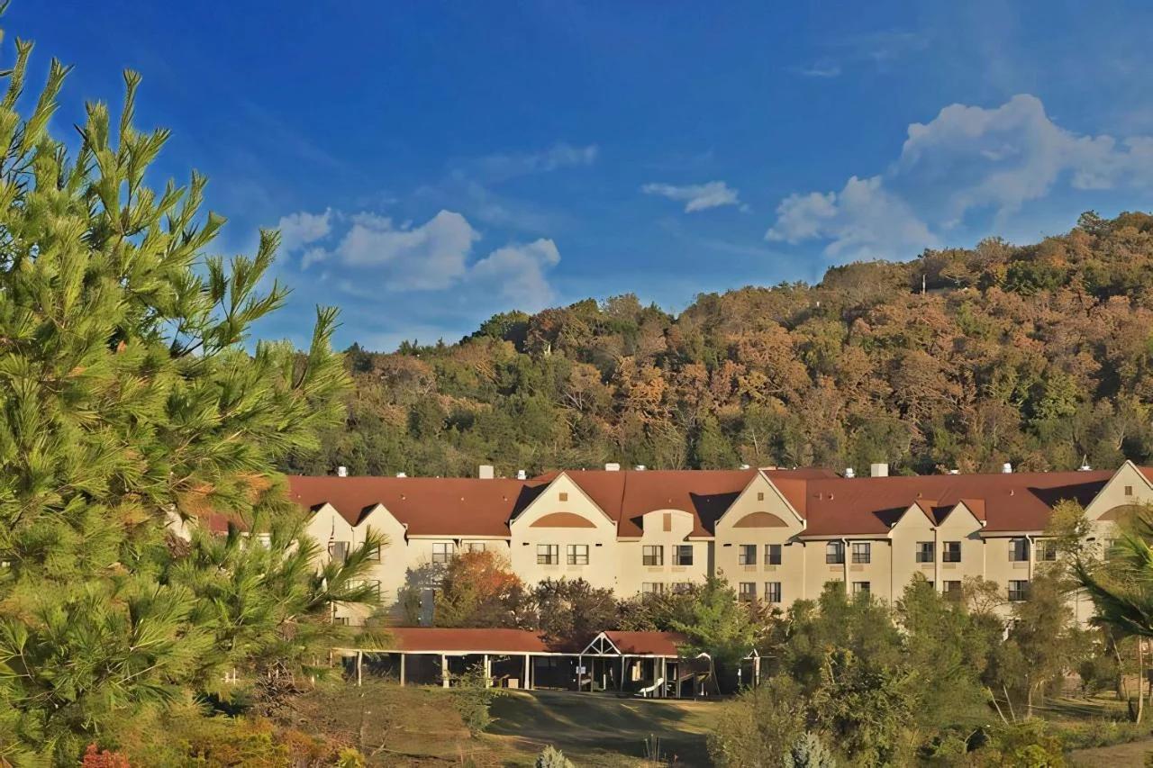 Branson Hillside Hotel foto