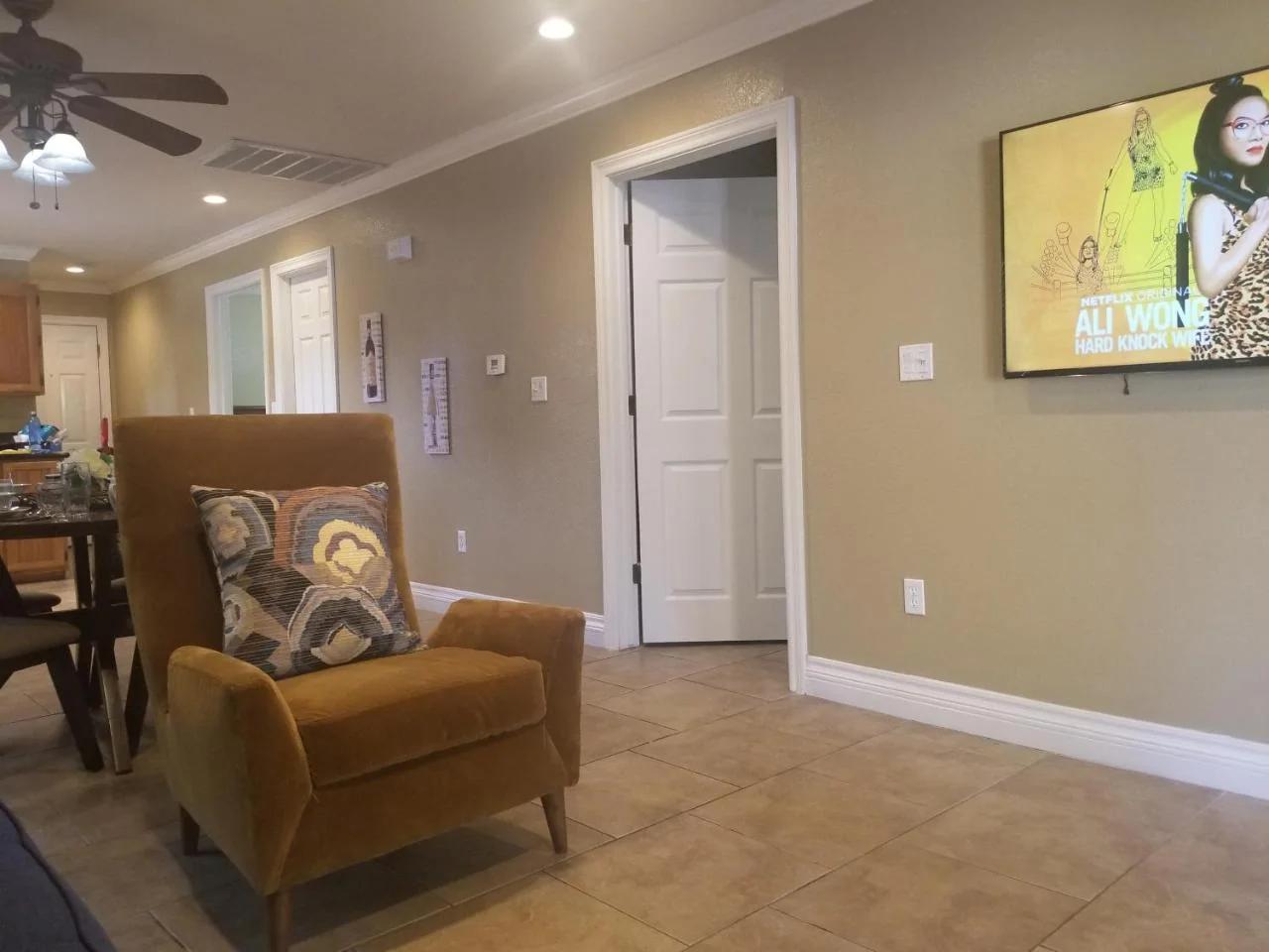 CLOSE TO STRIP, Very Private, GATED, Huge Floorplan, WIFI, Washer&Dryer photo