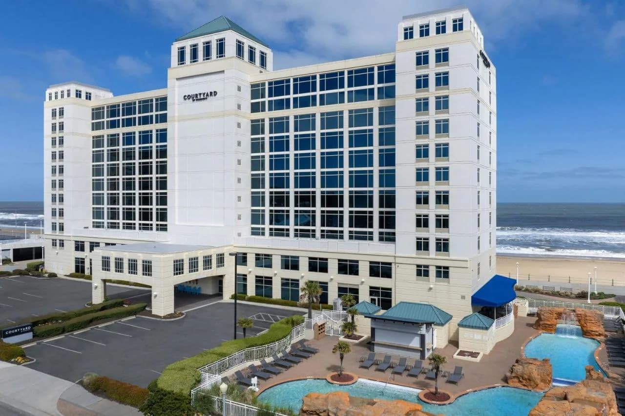 Courtyard by Marriott Virginia Beach Oceanfront North 37th Street photo