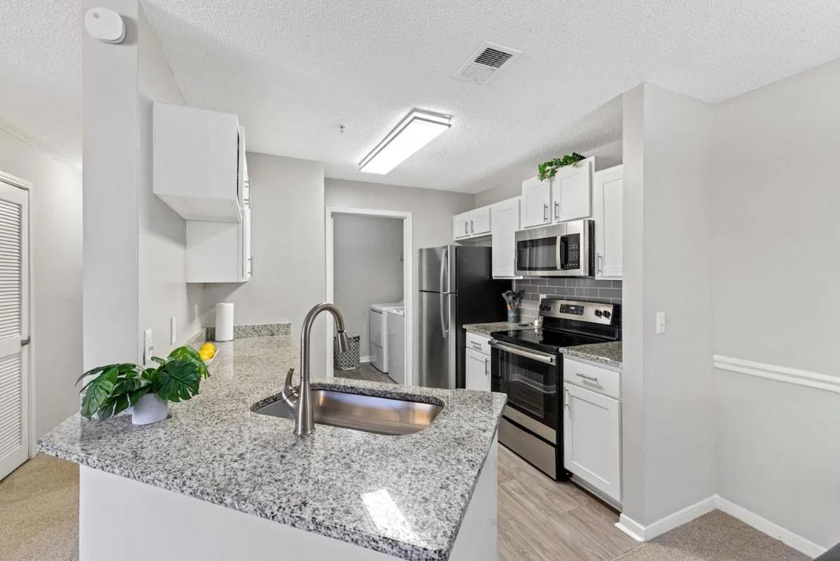 Cozy 2BR Athens Retreat Near UGA and Downtown photo