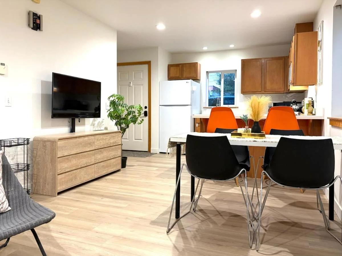 Cozy 2BR City Stay- 2-Min Walk to Light Rail photo