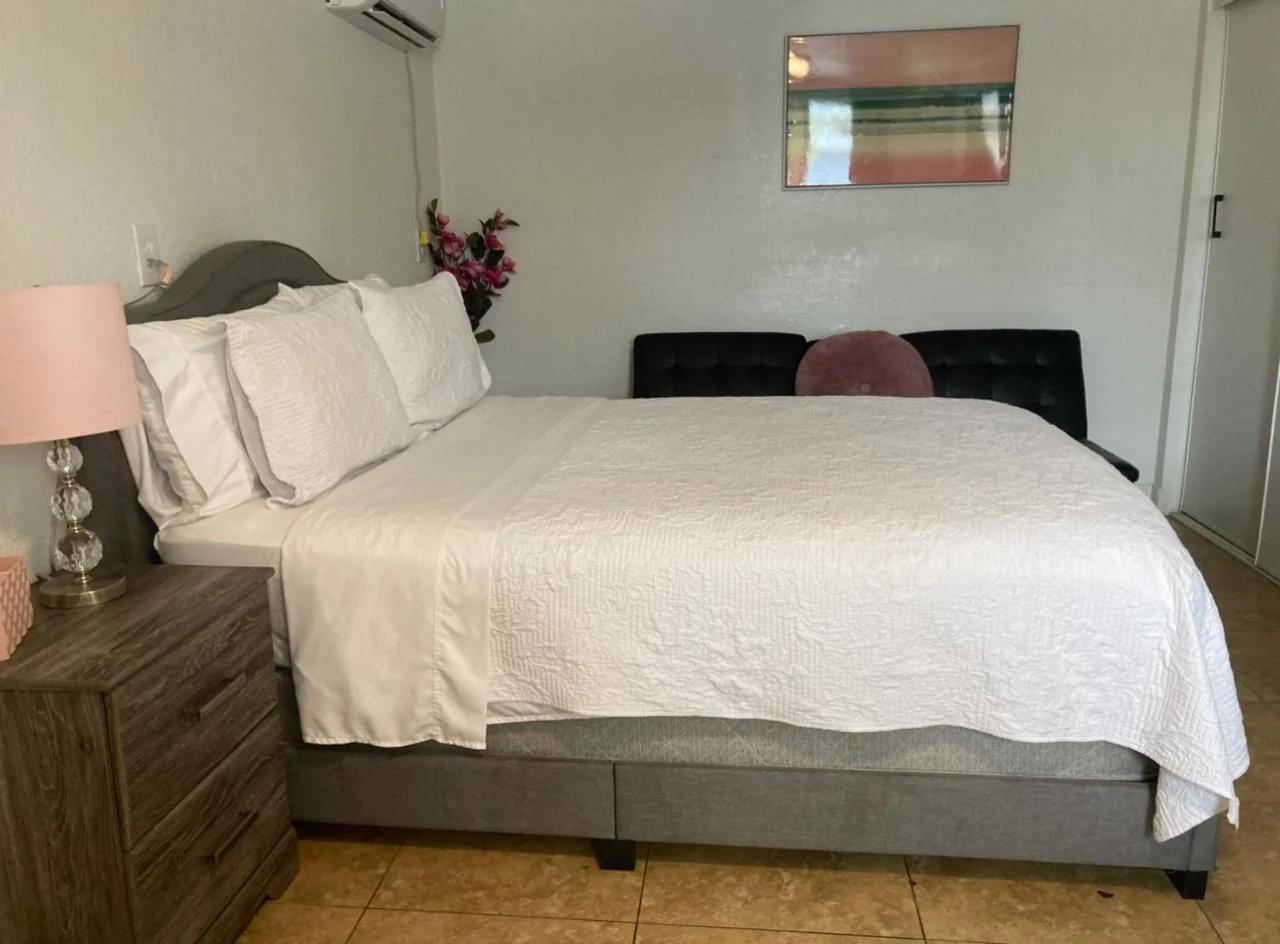 Cozy Studio - Apt 1 - Private Entrance