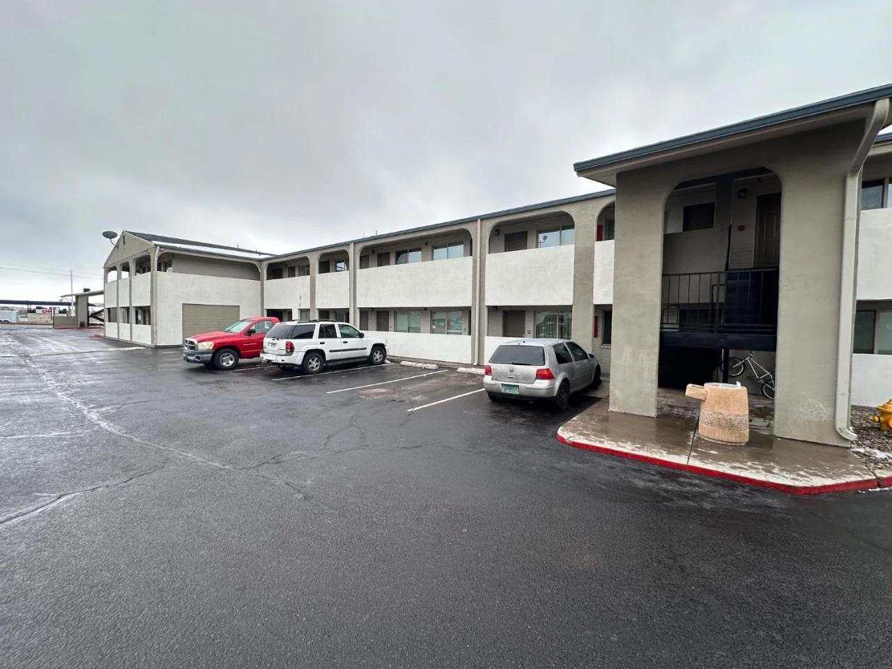 Desert Sands Inn & Suites foto