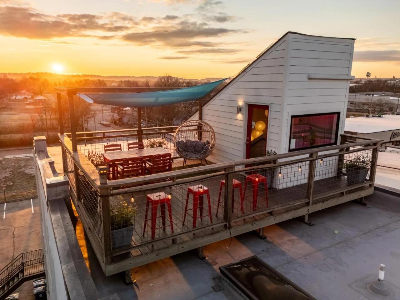 Designer Penthouse with Rooftop Deck Near Downtown and Lookout Mtn
