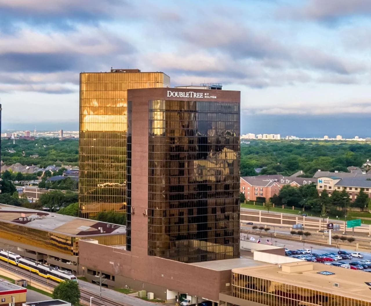 DoubleTree by Hilton Hotel Dallas Campbell Centre