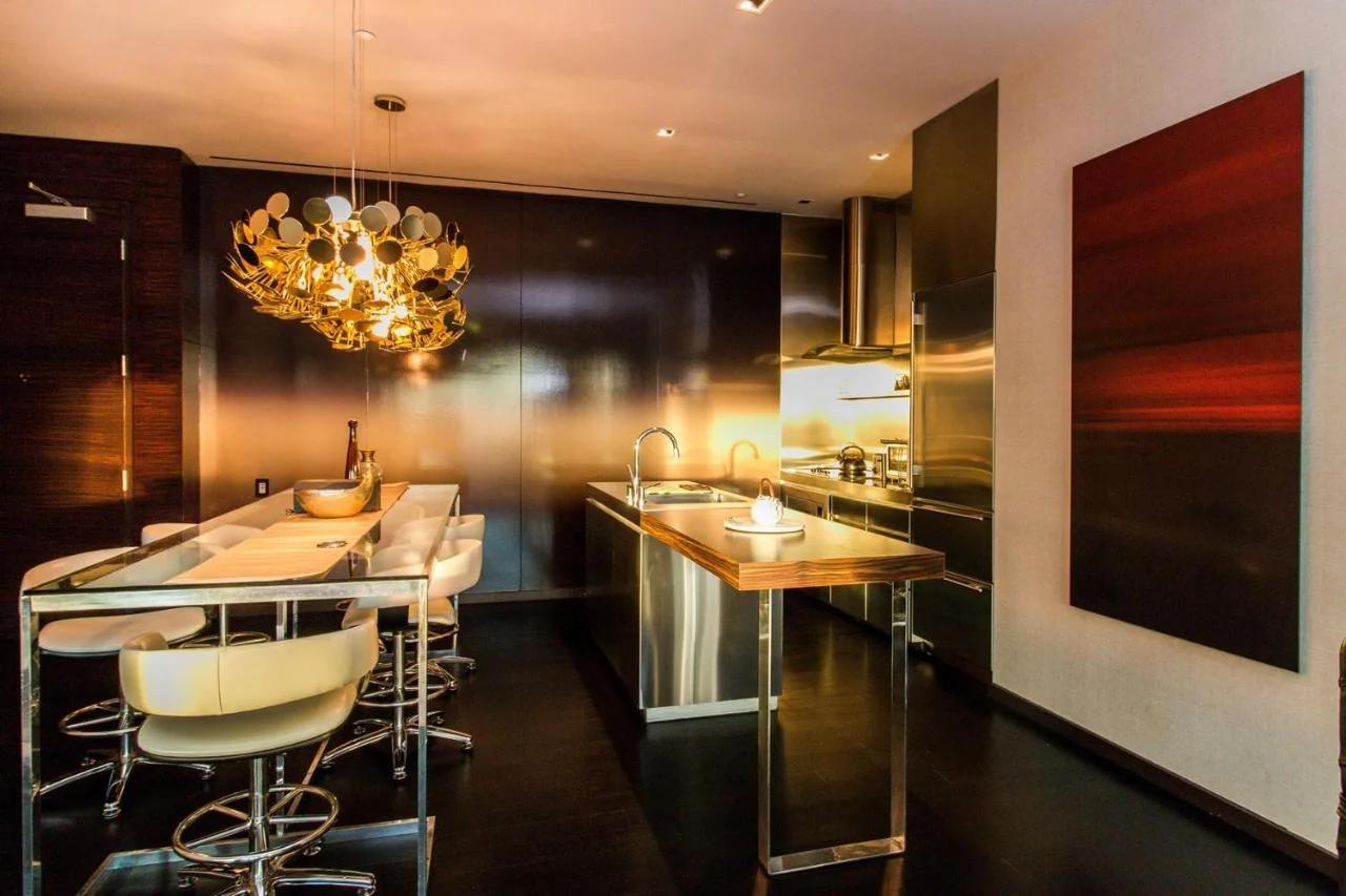 Dream Penthouse at Palms Place photo