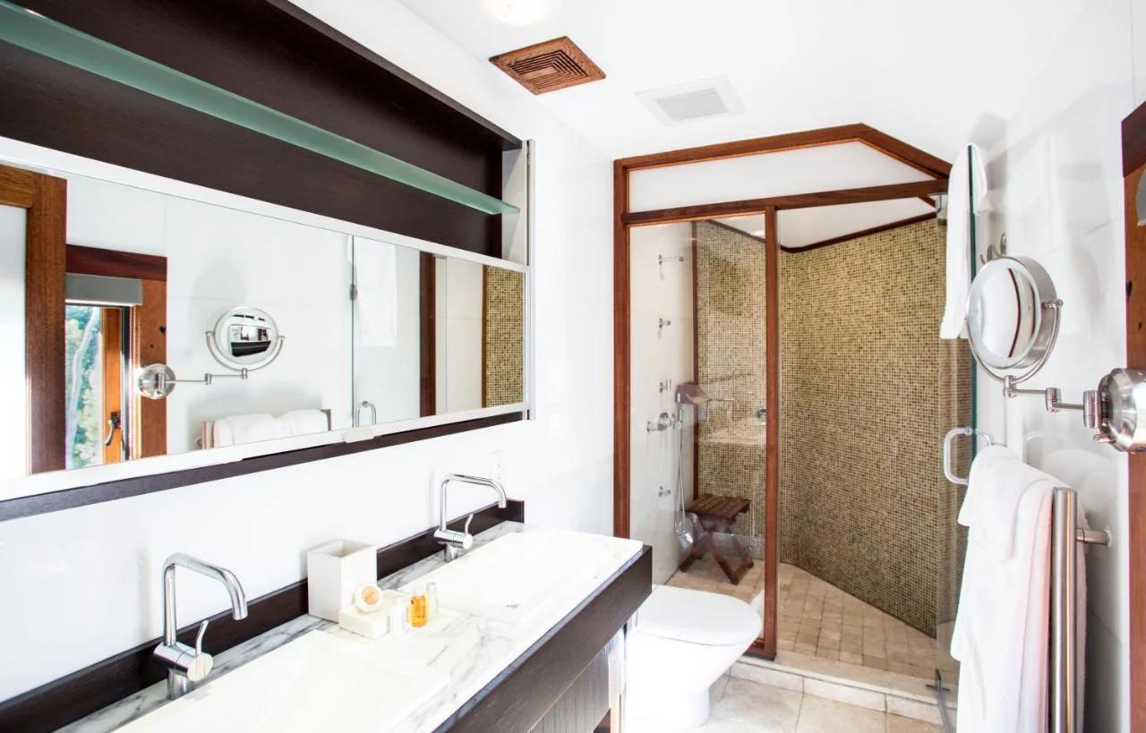 East Hampton Art House Bed and Breakfast photo