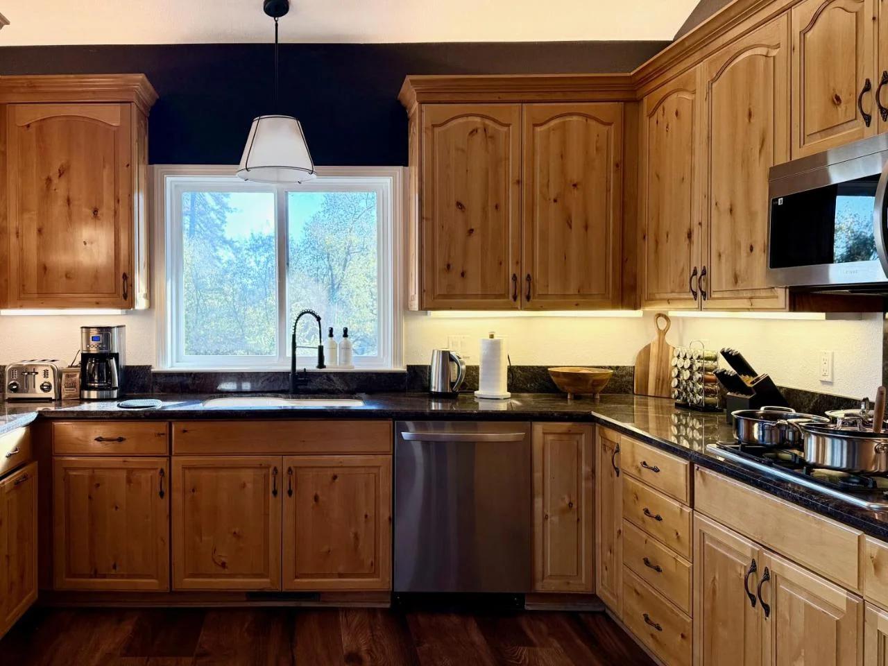 Elegant Blackwood Grove by Casa Oso photo