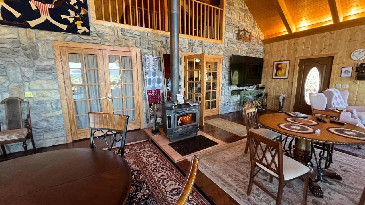 Elkwood Manor Bed & Breakfast foto