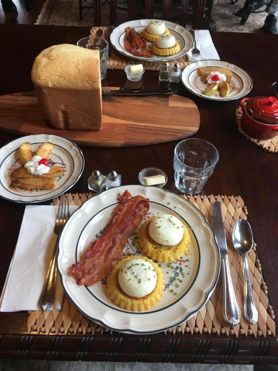 Elkwood Manor Bed & Breakfast foto