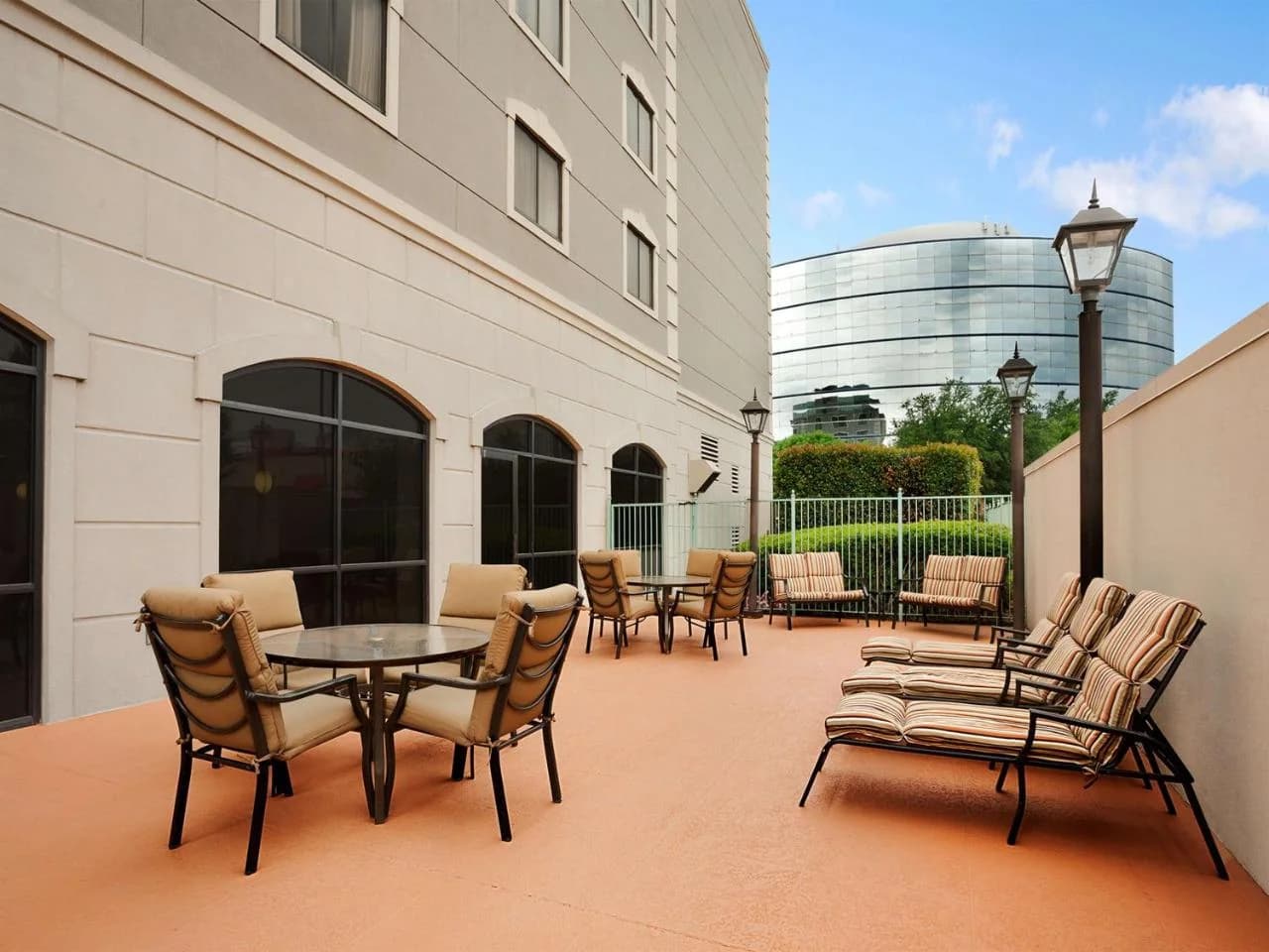 Embassy Suites by Hilton Dallas Near the Galleria photo