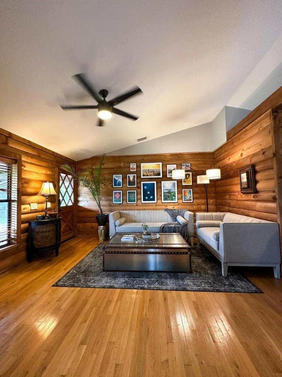Enchanted Log Cabin Retreat Near Bradenton and St Pete photo