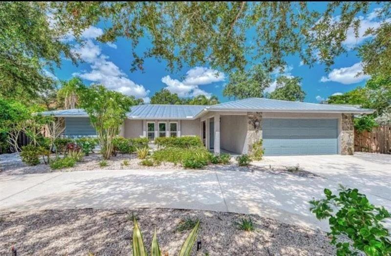 Enchanted & peaceful Oasis 10 min away from one of the most beautiful beaches in the World Siesta key photo