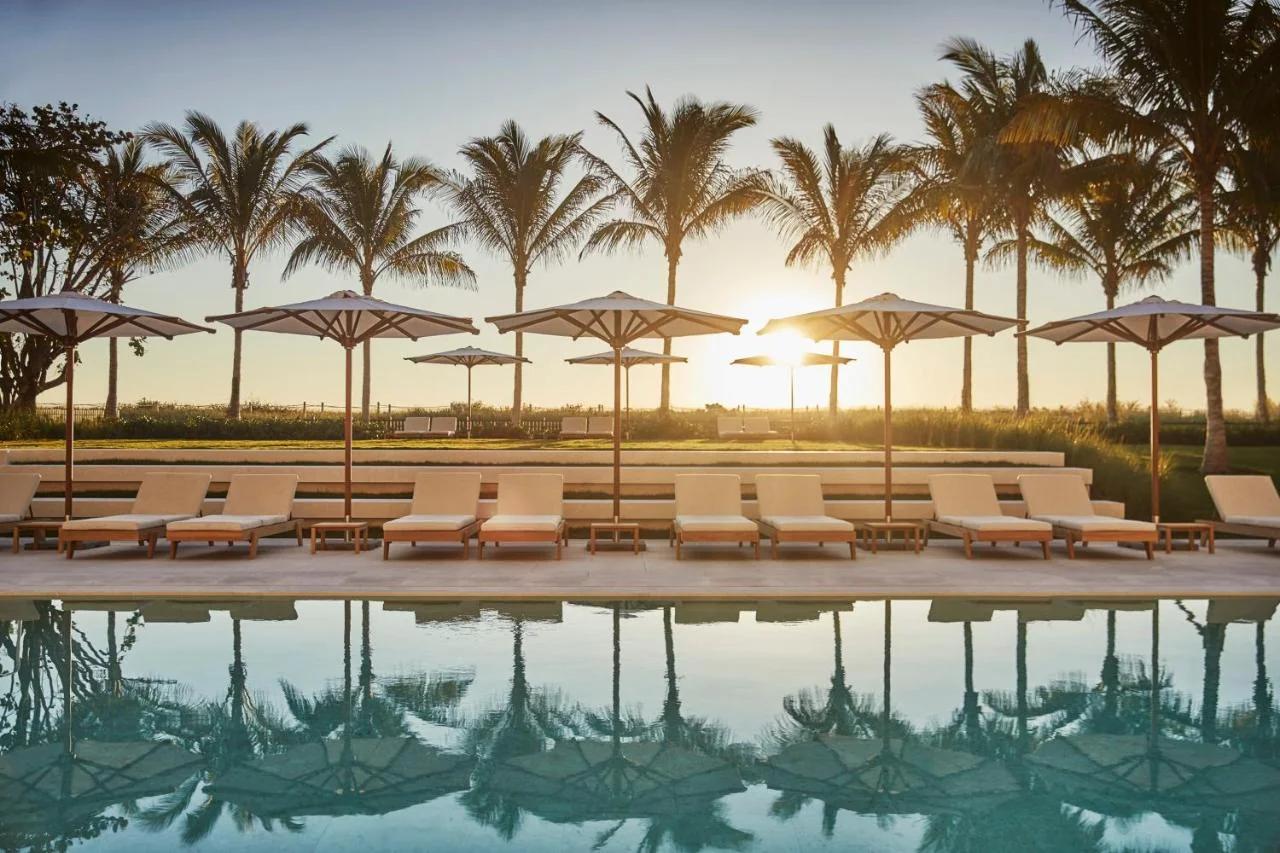 Four Seasons Hotel at The Surf Club photo
