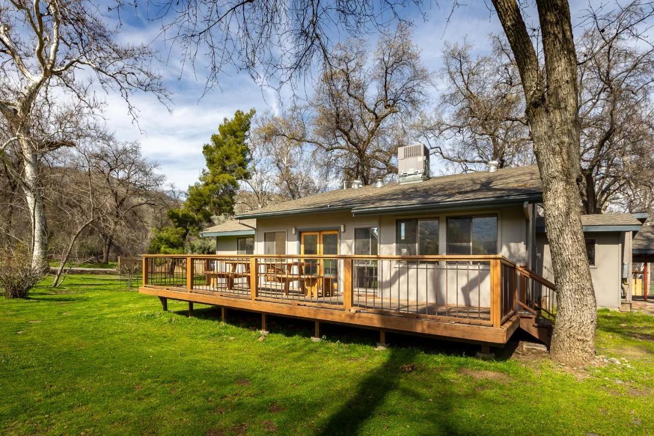 Grand Riverside Retreat - Private Walkway to the River photo
