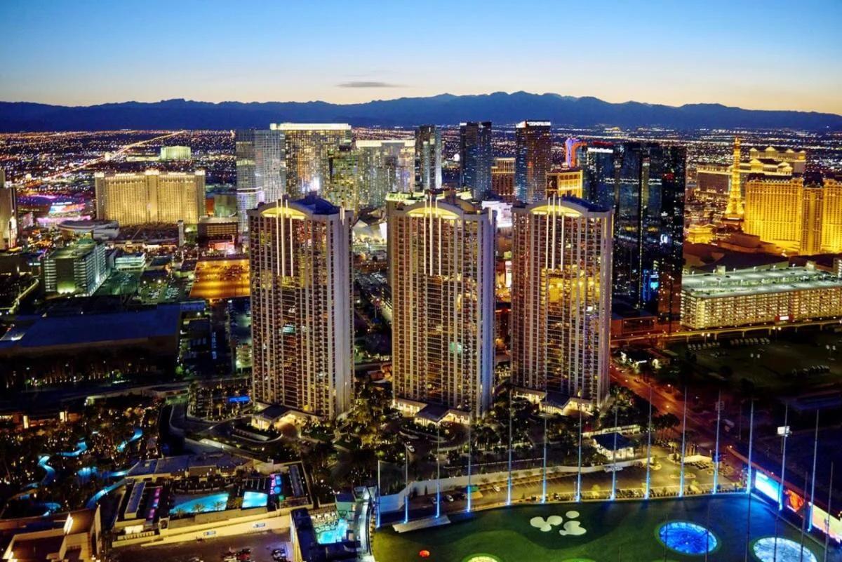 Great deal for 6 - The Signature at MGM Grand photo