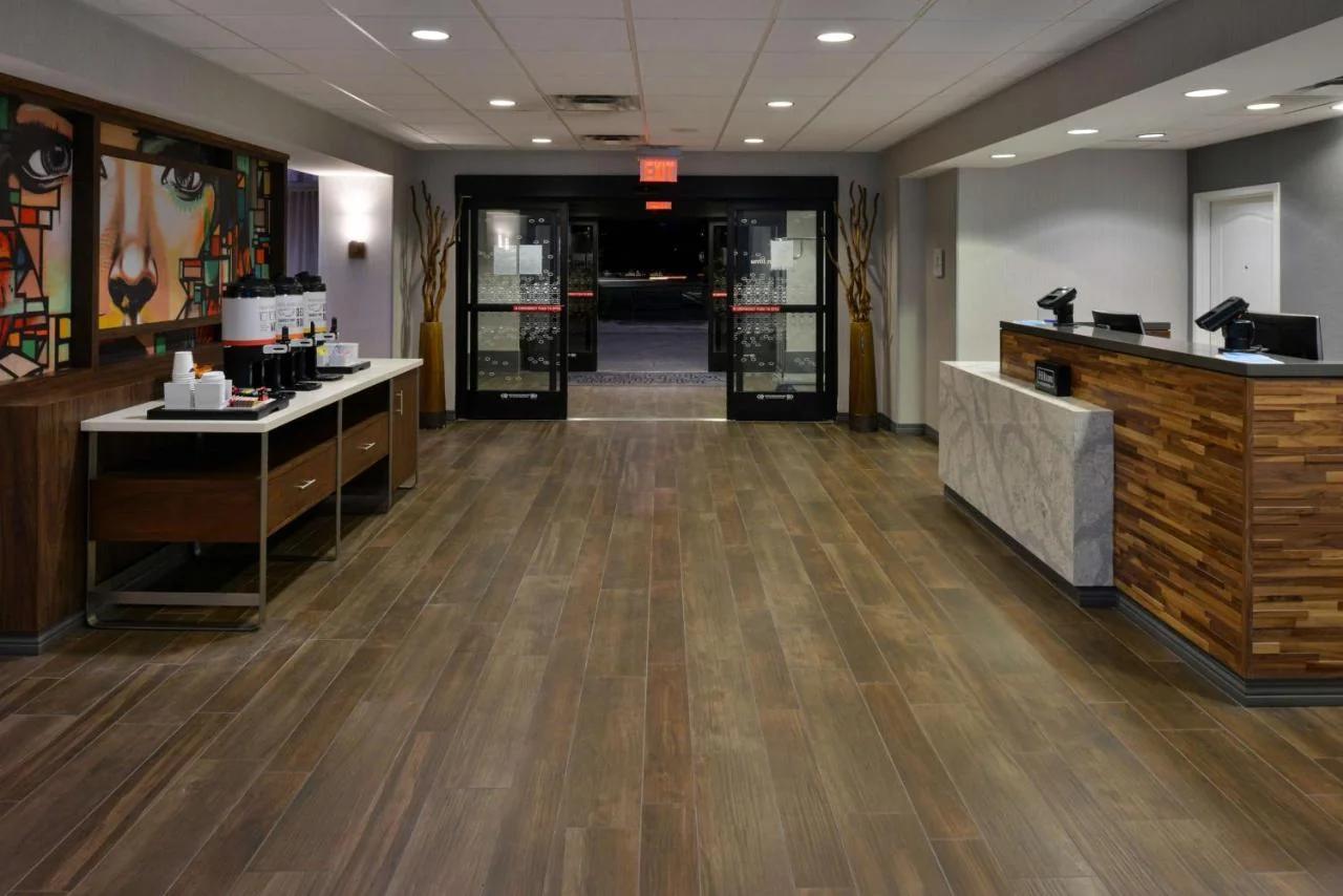 Hampton Inn & Suites Las Vegas Airport photo
