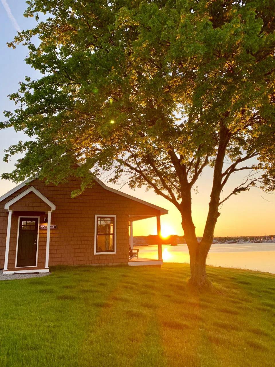Harbor View Landing photo