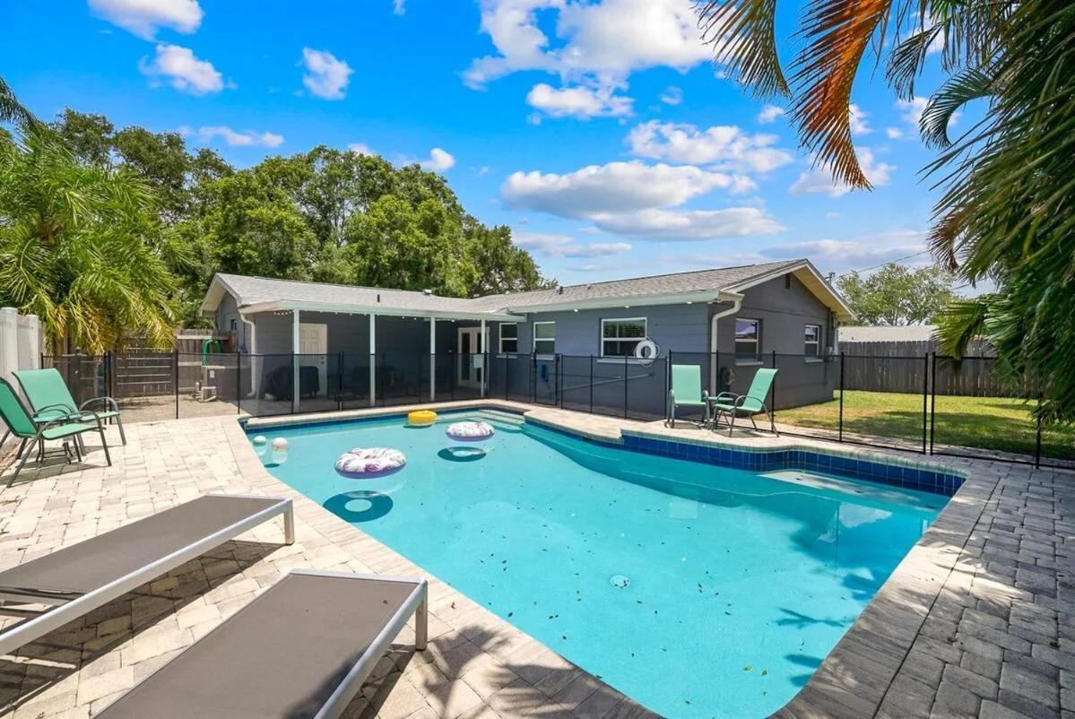 Heated Pool, 10min from Beach, Lux 3Br 2Ba, Coco Cabana photo
