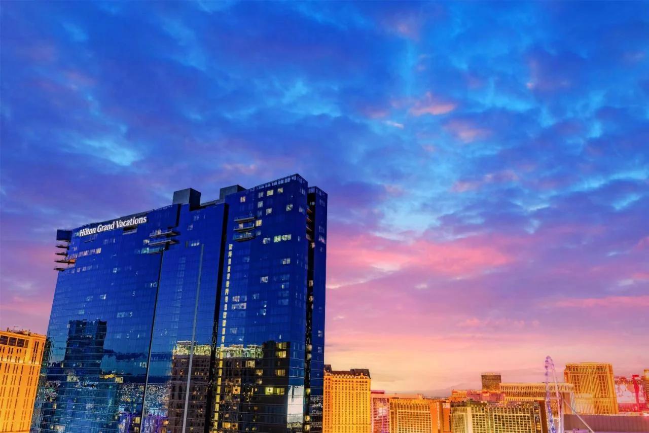 Hilton Grand Vacations Club Elara Center Strip Las Vegas photo