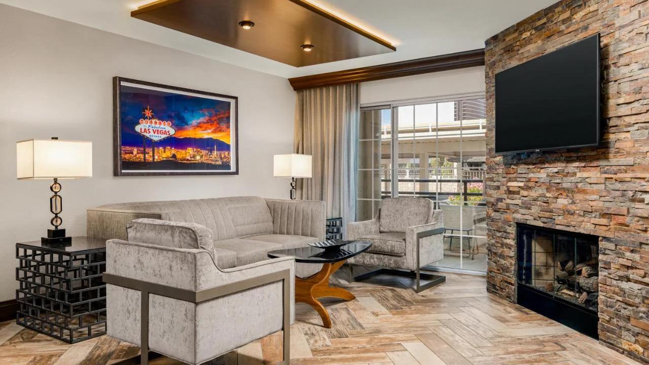 Holiday Inn Club Vacations at Desert Club Resort photo