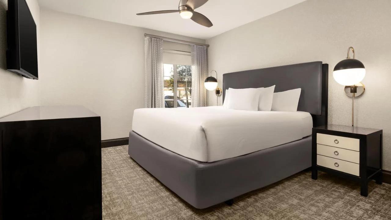 Holiday Inn Club Vacations at Desert Club Resort photo