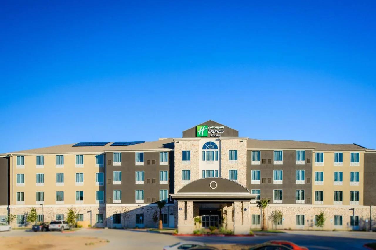Holiday Inn Express Hotel & Suites Austin NW - Arboretum Area by IHG foto