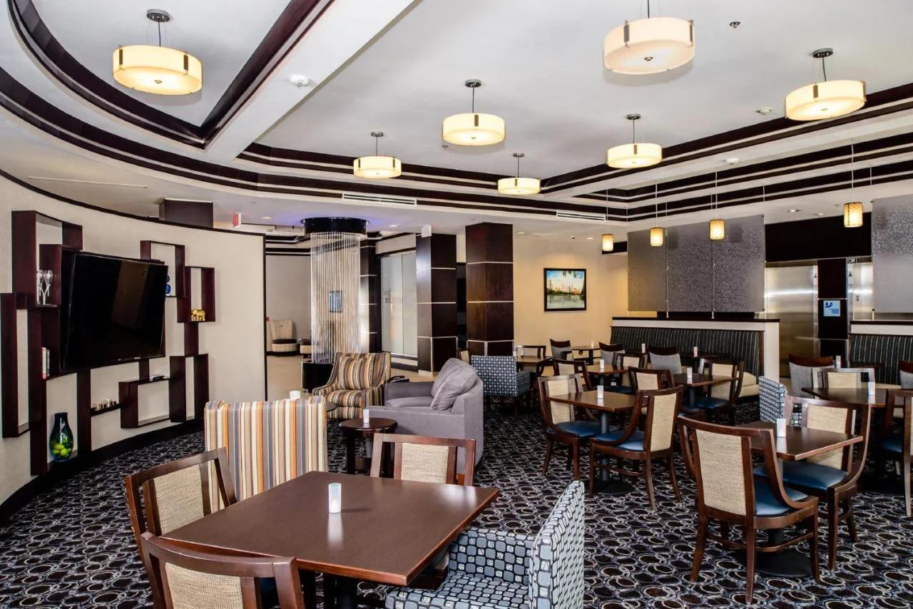 Holiday Inn Express Hotel & Suites Austin NW - Arboretum Area by IHG foto