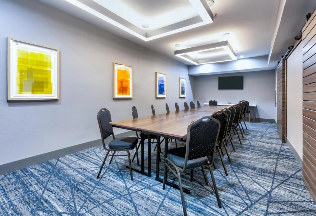 Holiday Inn Express & Suites DALLAS PARK CENTRAL NORTHEAST by IHG photo