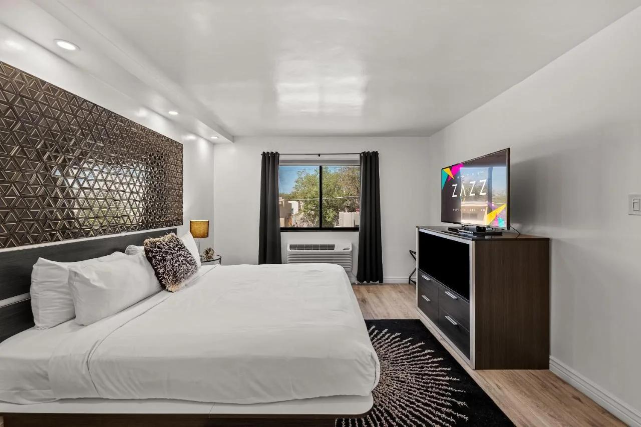 Hotel ZAZZ foto