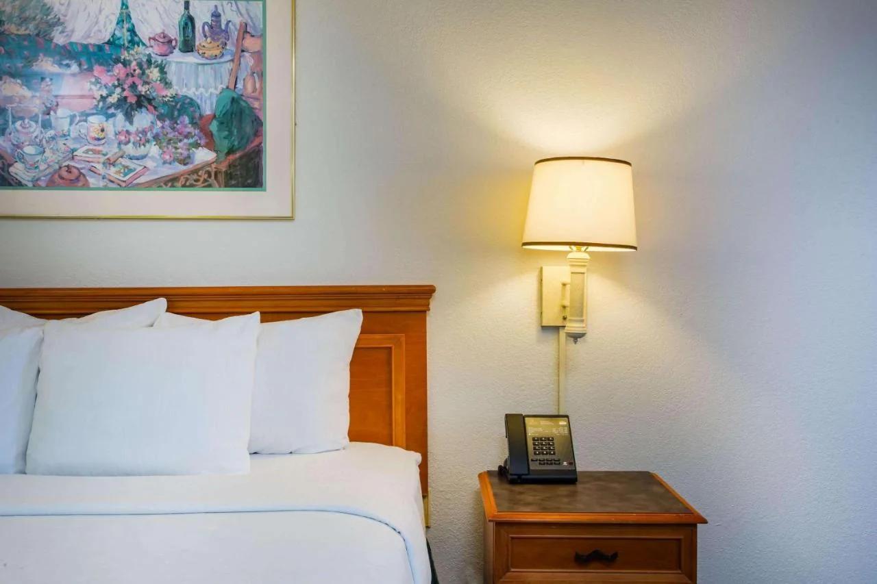 La Quinta Inn by Wyndham Norfolk Virginia Beach foto