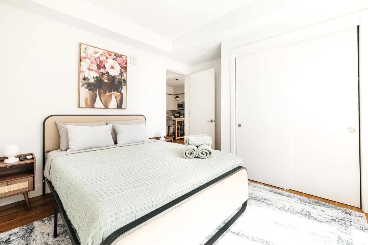 Lux Hotel Style 2 bedroom K Town with parking and GYM photo