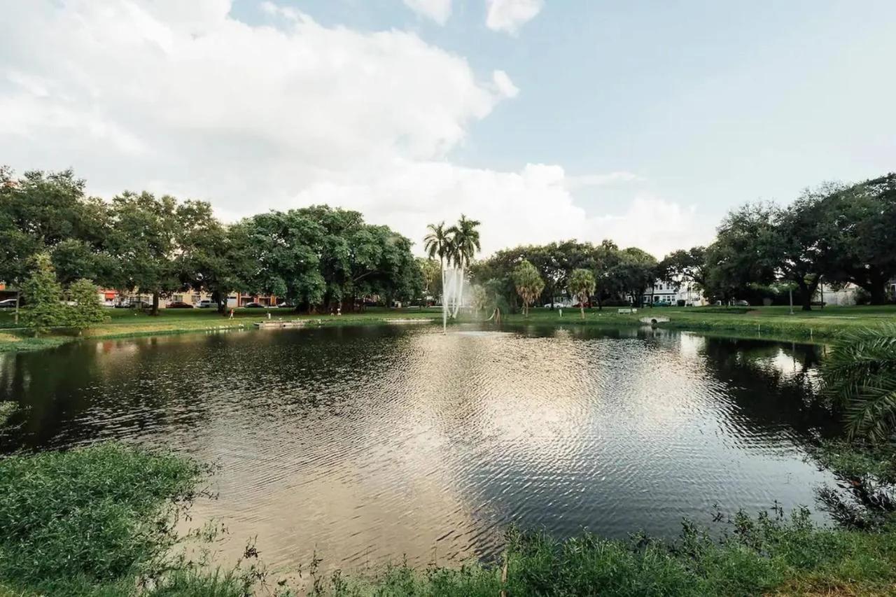 Luxe 3BR Retreat Nr Downtown & Pier Pet-Friendly photo