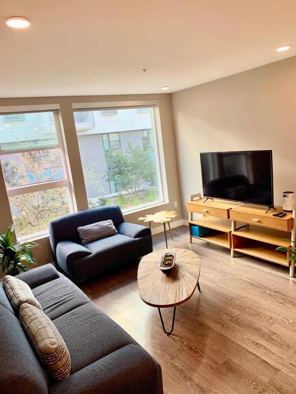 Luxury 2Beds 1Bath Unit in West Hollywood with Pool and BBQ photo