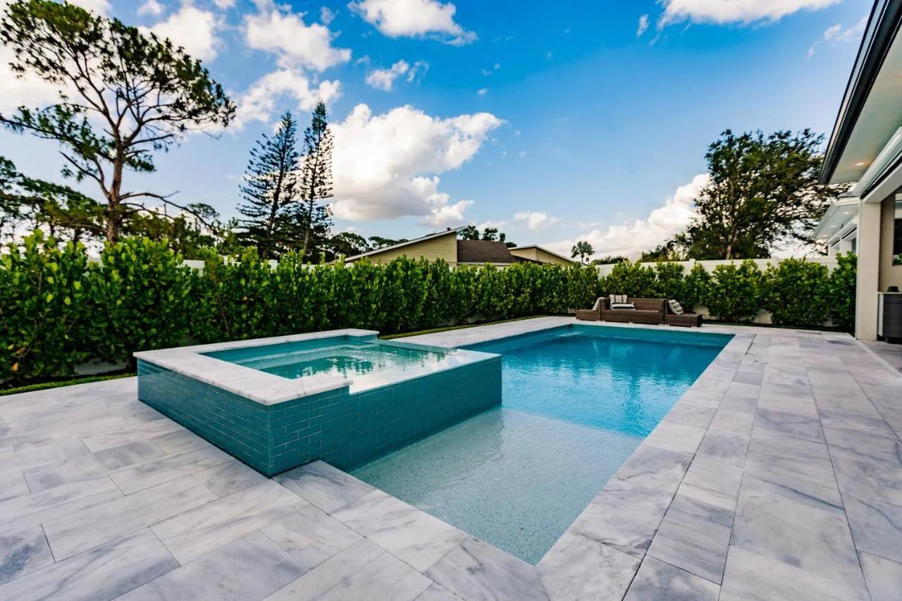 Mimosa Manor 4-4 Luxury Home Near Vanderbilt Beach photo