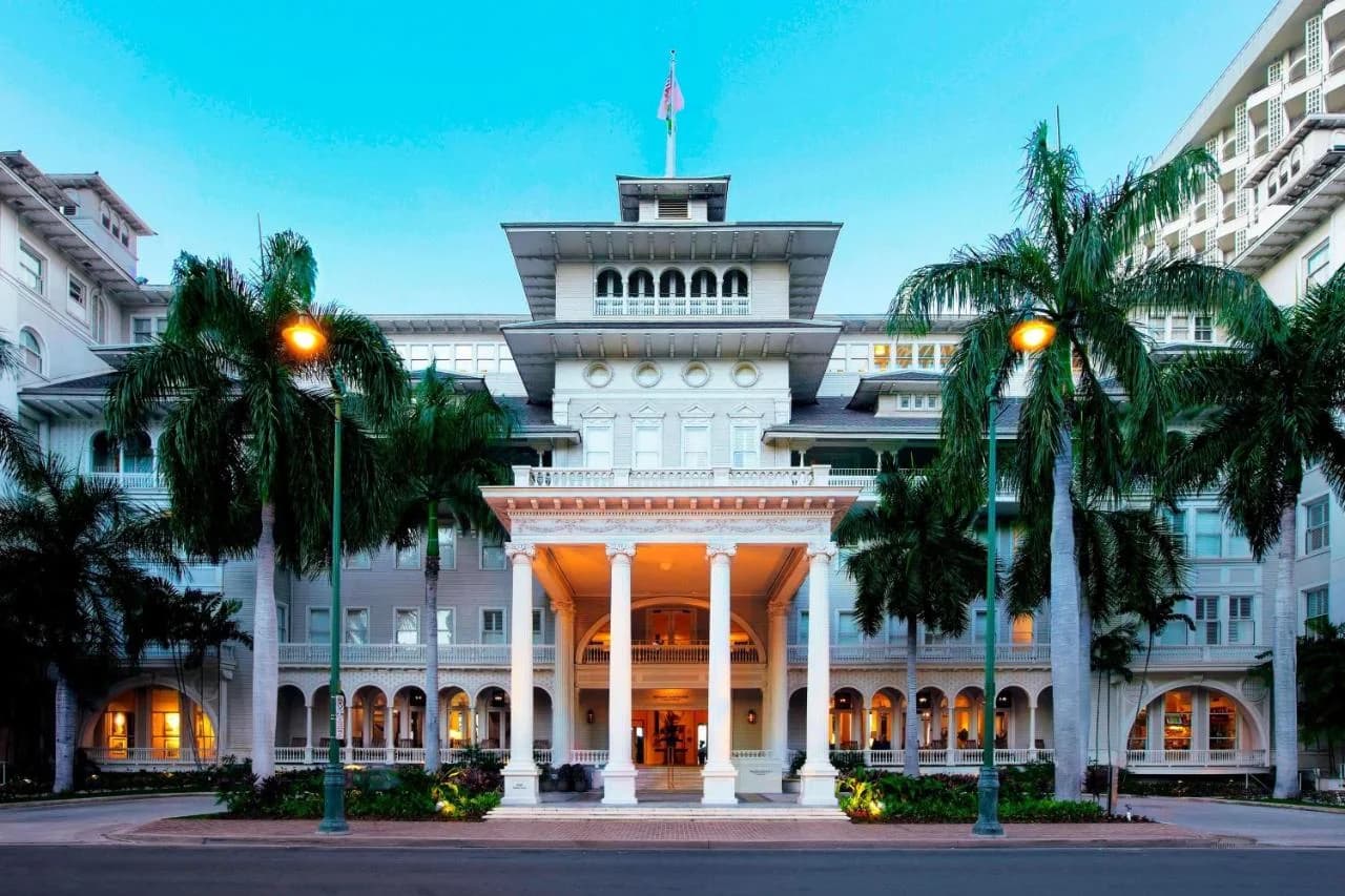 Moana Surfrider, A Westin Resort & Spa, Waikiki Beach photo